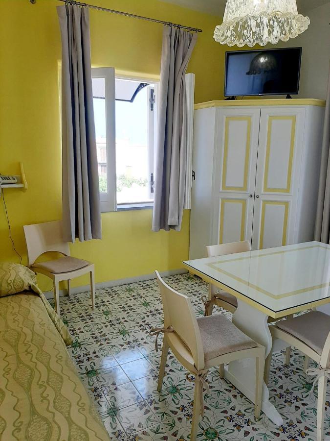 Hotel Residence Mendolita Lipari  Eksteriør billede