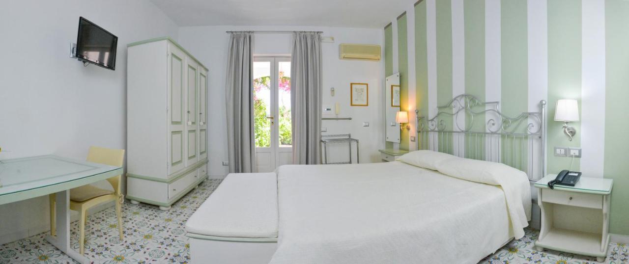 Hotel Residence Mendolita Lipari  Eksteriør billede