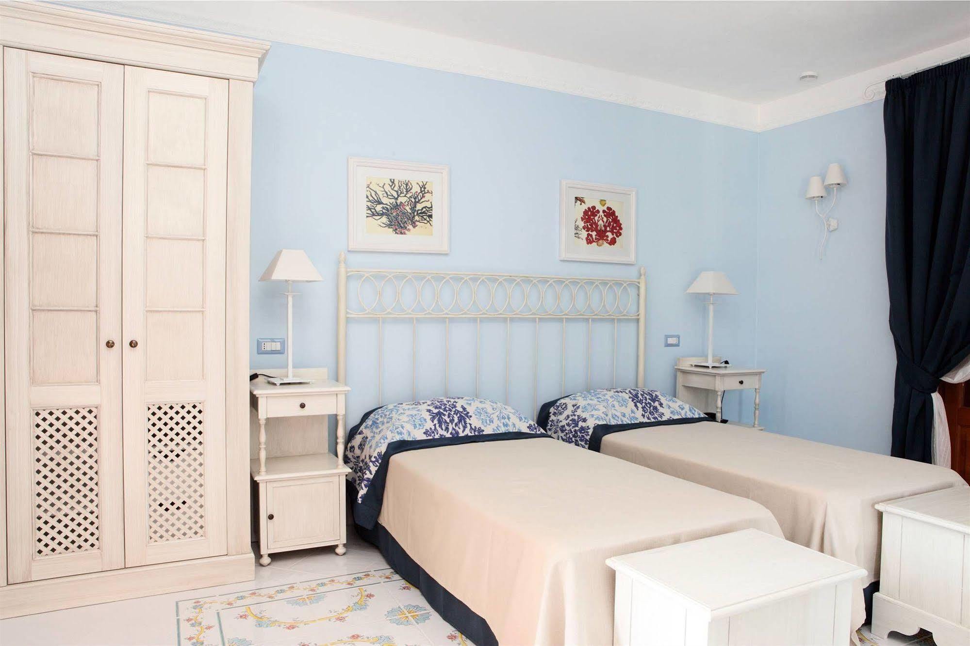 Hotel Residence Mendolita Lipari  Eksteriør billede