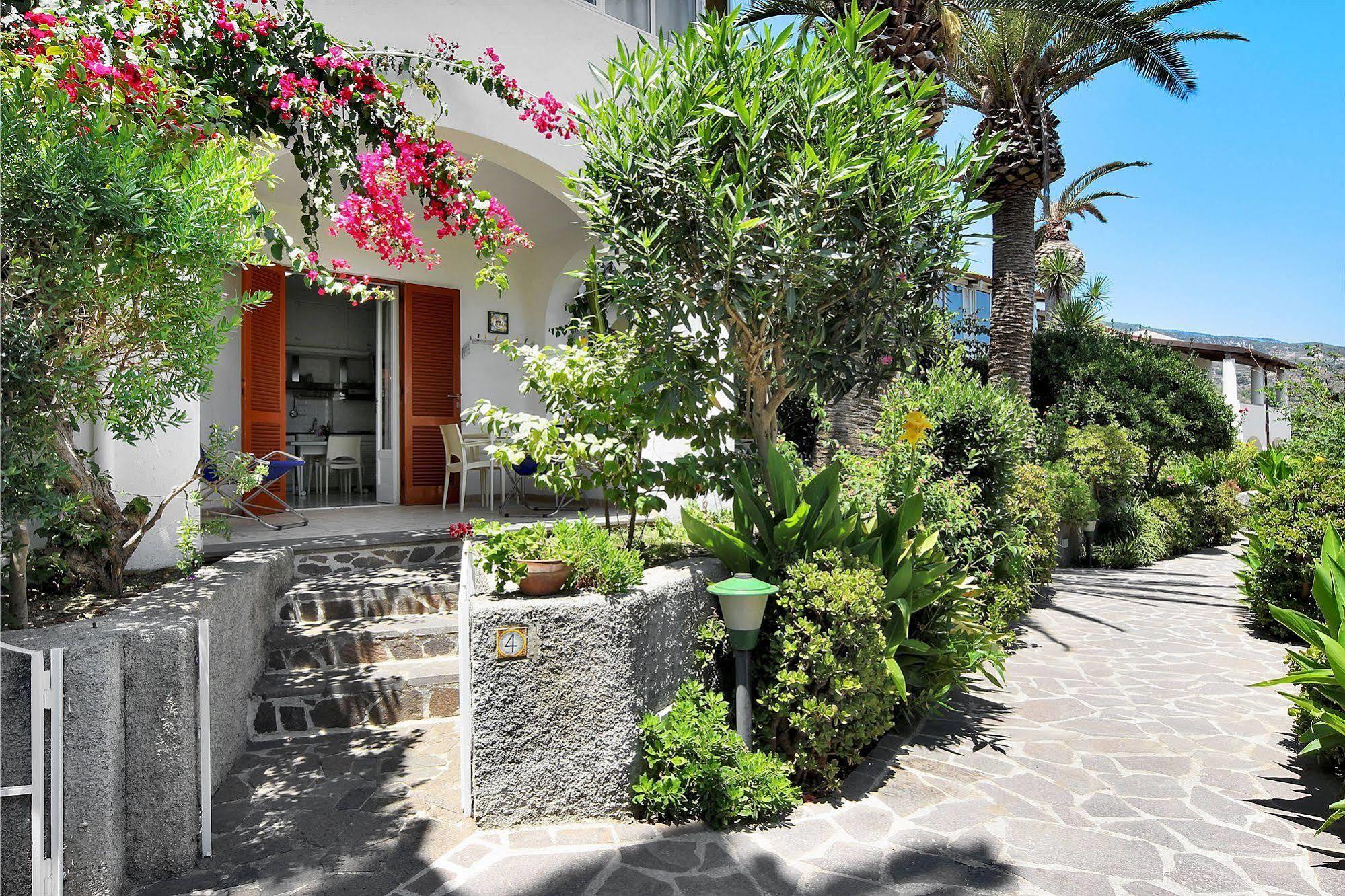 Hotel Residence Mendolita Lipari  Eksteriør billede